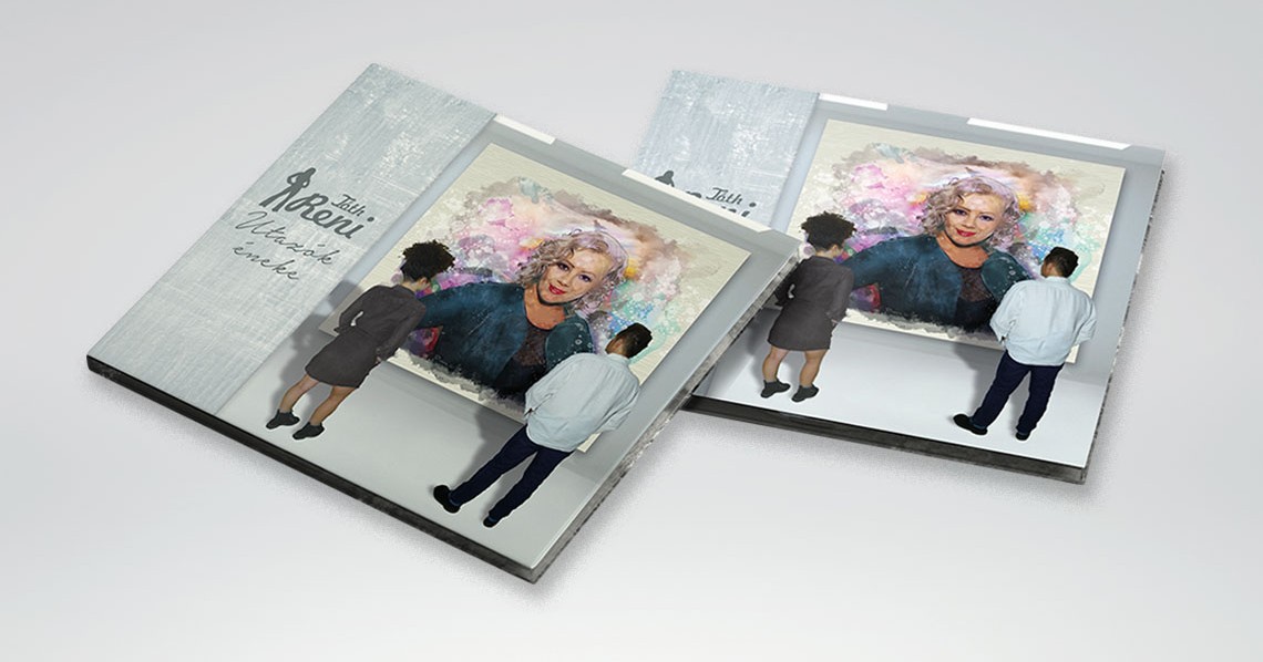 Megjelent Tóth Reni új albuma! Megjelent Tóth Reni új albuma!
